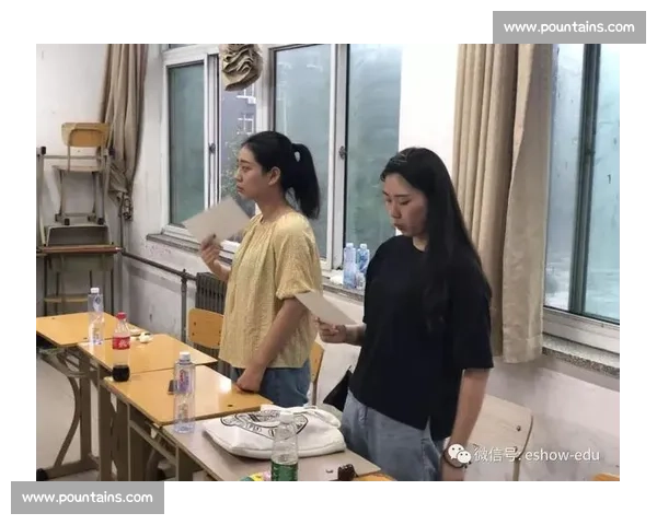 戏剧冲突：剧本创作中的核心动力与情节推动机制探析